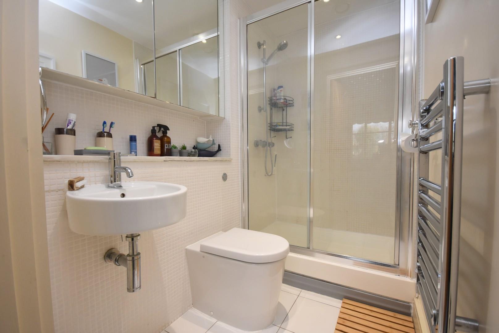 114 Woodlands, Hayes Point, Sully, CF64 5QE